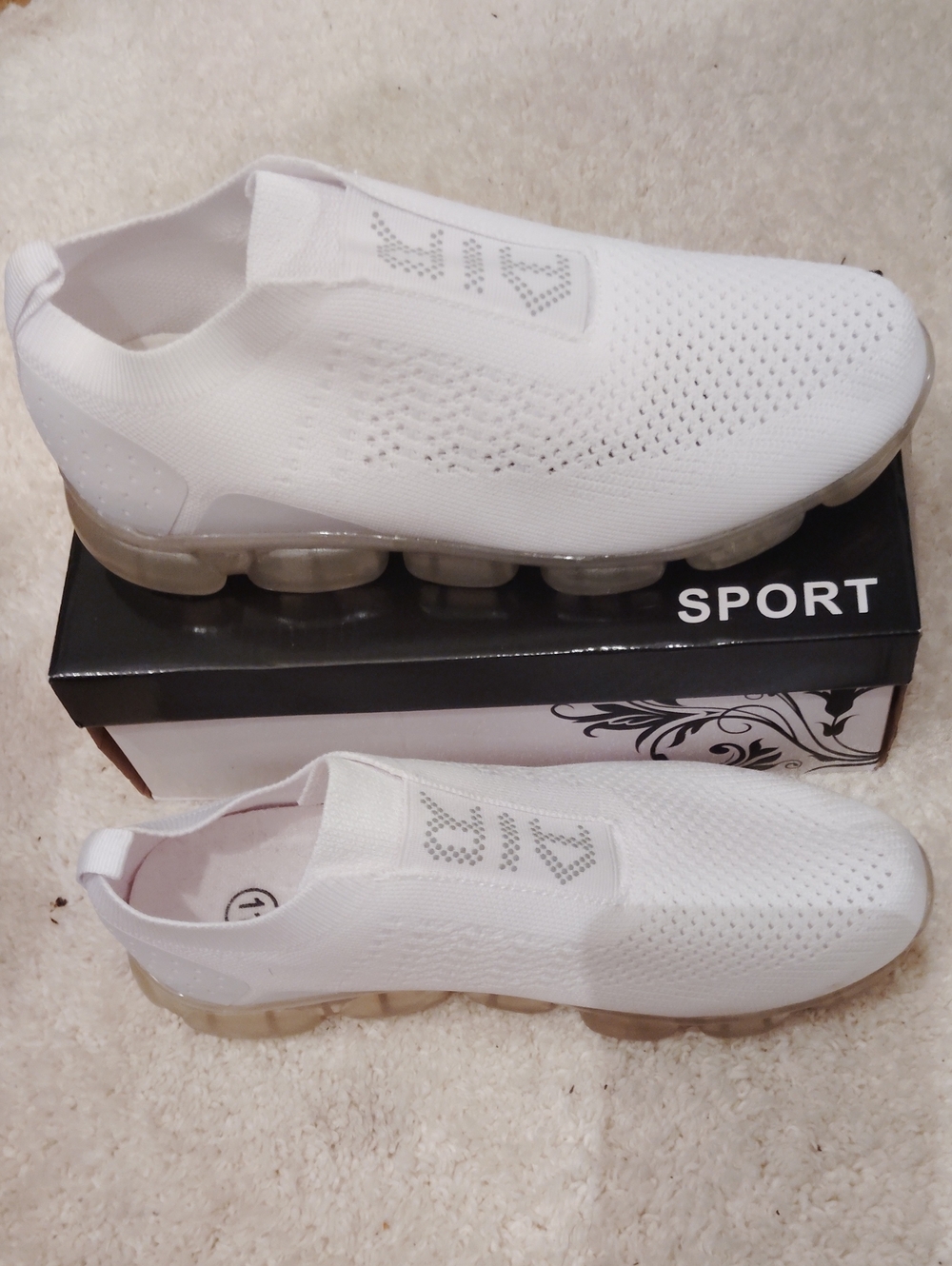 White Slip-On Mesh Men's Sneakers with Transparent Sole